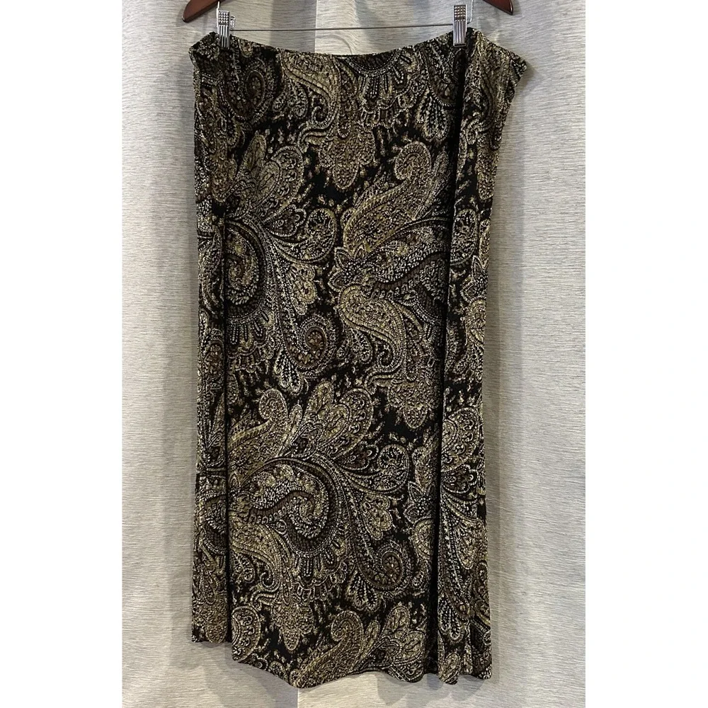 Maggie Barnes waist 40